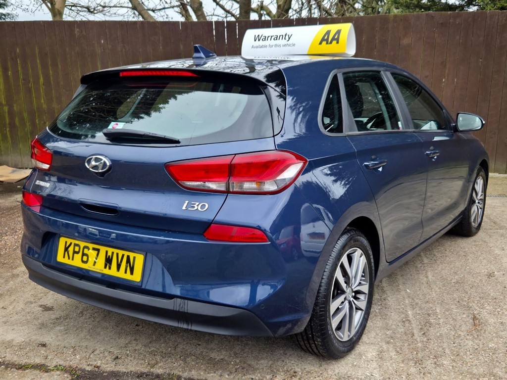 Used Hyundai i30 2017 for sale - 78094870: Photo 8