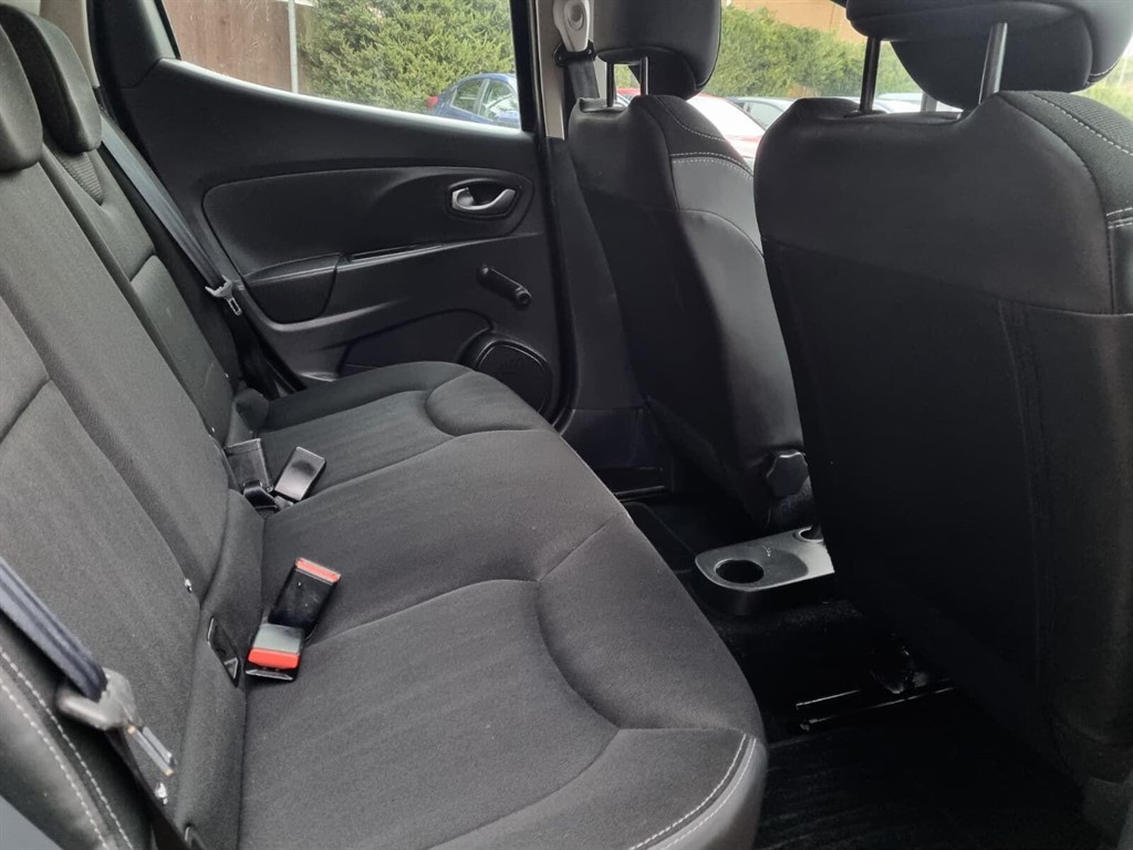 Used Renault Clio 2015 for sale - 77063531: Photo 11