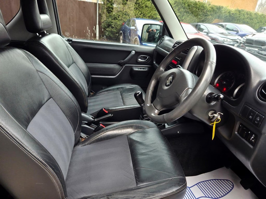 Used Suzuki Jimny 2010 for sale - 77545495: Photo 10