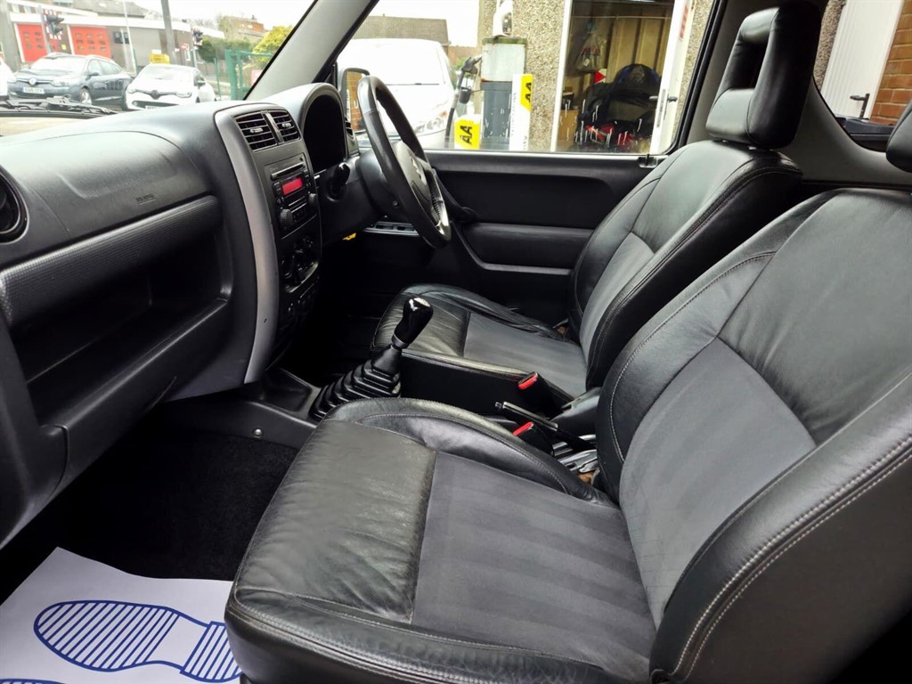 Used Suzuki Jimny 2010 for sale - 77545495: Photo 18