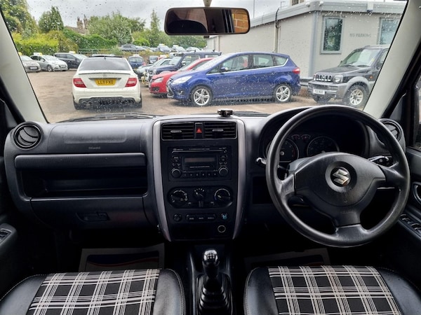Used Suzuki Jimny 2005 for sale - 75571193: Photo 9