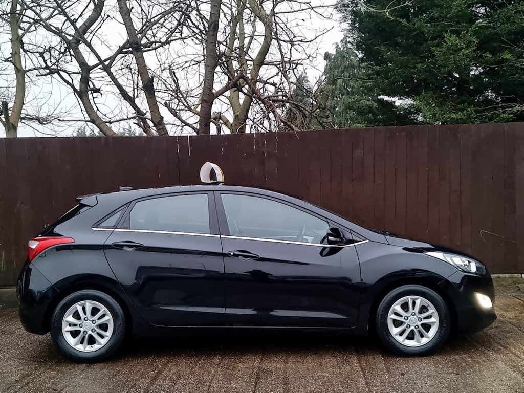 Used Hyundai i30 2015 for sale - 77031697: Photo 7
