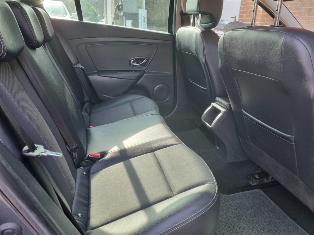 Used Renault Megane 2015 for sale - 77526446: Photo 12