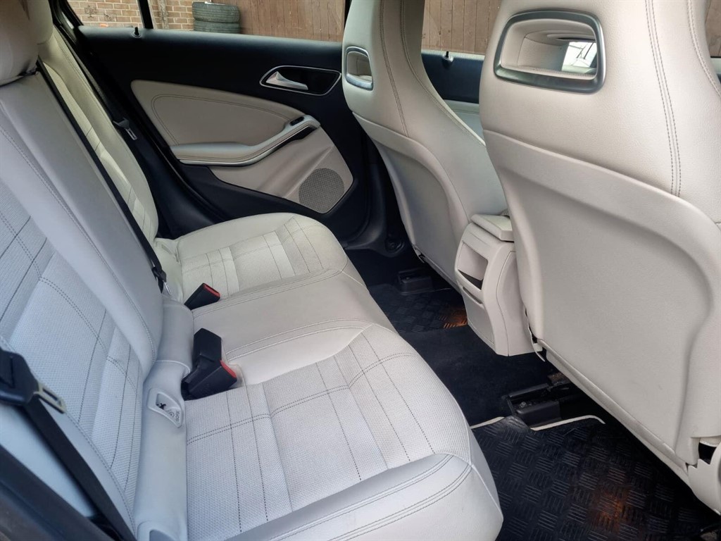 Used Mercedes-Benz A-Class 2014 for sale - 76117167: Photo 11