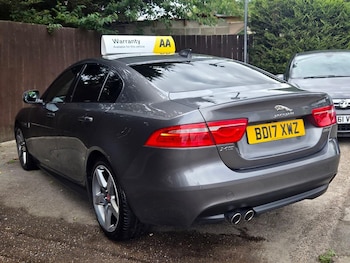 Used Jaguar XE 2017 for sale - 79369172: Photo
