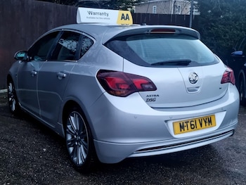 Used Vauxhall Astra 2011 for sale - 78117026: Photo