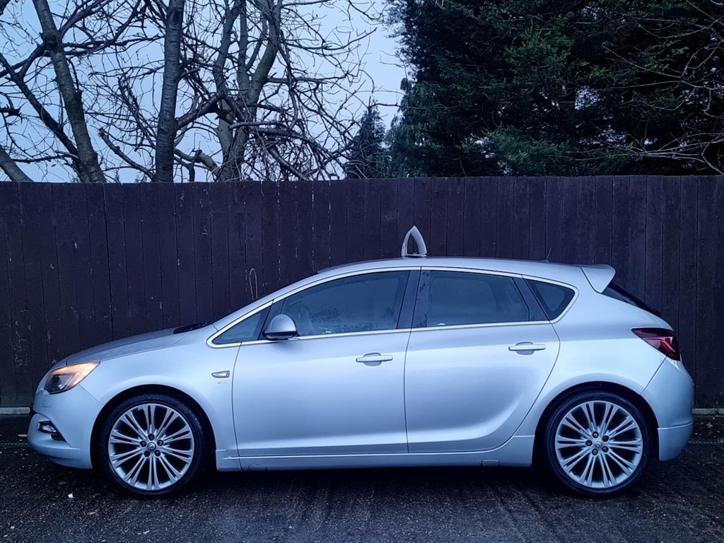 Used Vauxhall Astra 2011 for sale - 78117026: Photo 5