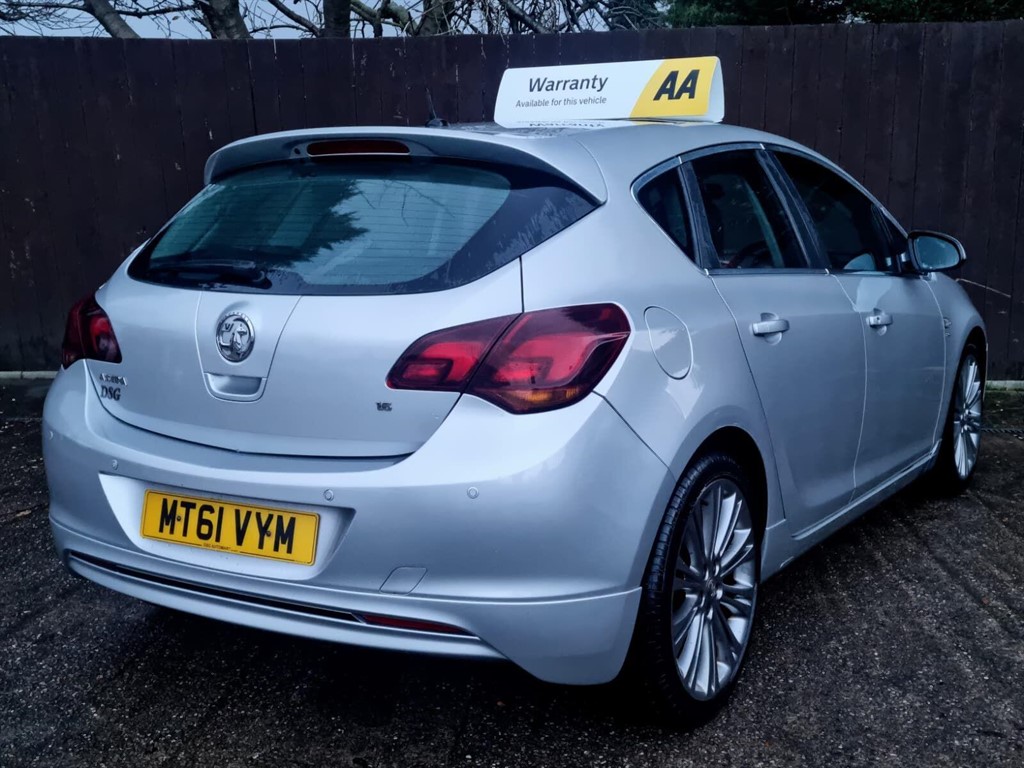 Used Vauxhall Astra 2011 for sale - 78117026: Photo 8