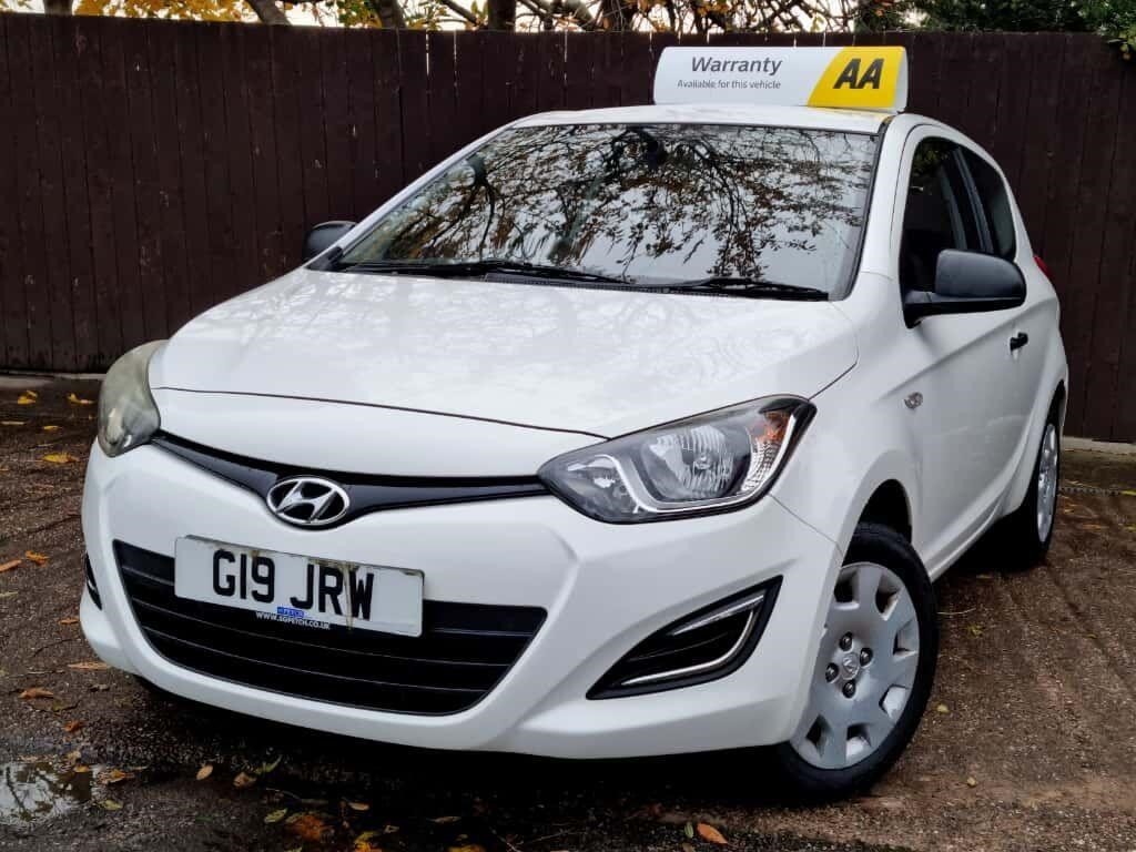 Used Hyundai i20 2013 for sale - 76532402: Photo 3