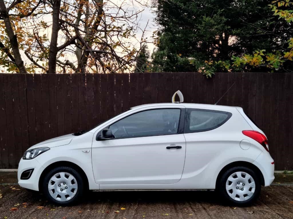 Used Hyundai i20 2013 for sale - 76532402: Photo 5