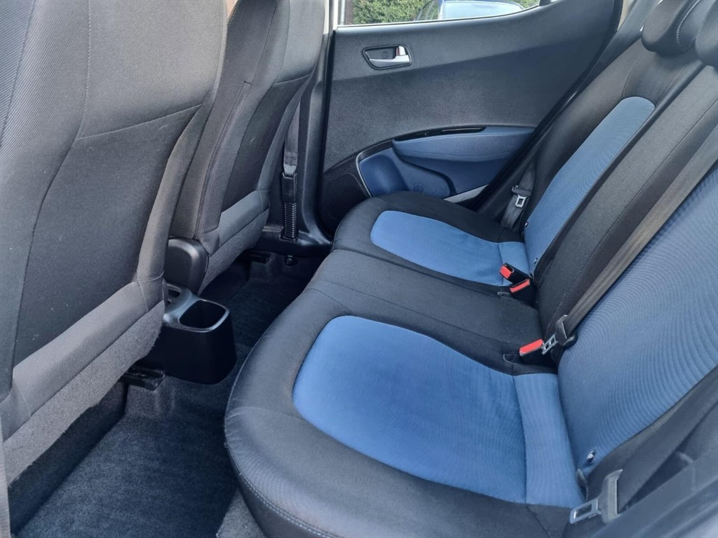 Used Hyundai i10 2015 for sale - 76393806: Photo 12