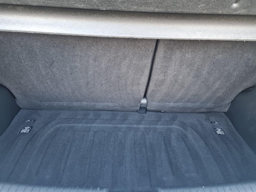 Used Hyundai i10 2015 for sale - 76393806: Photo 18