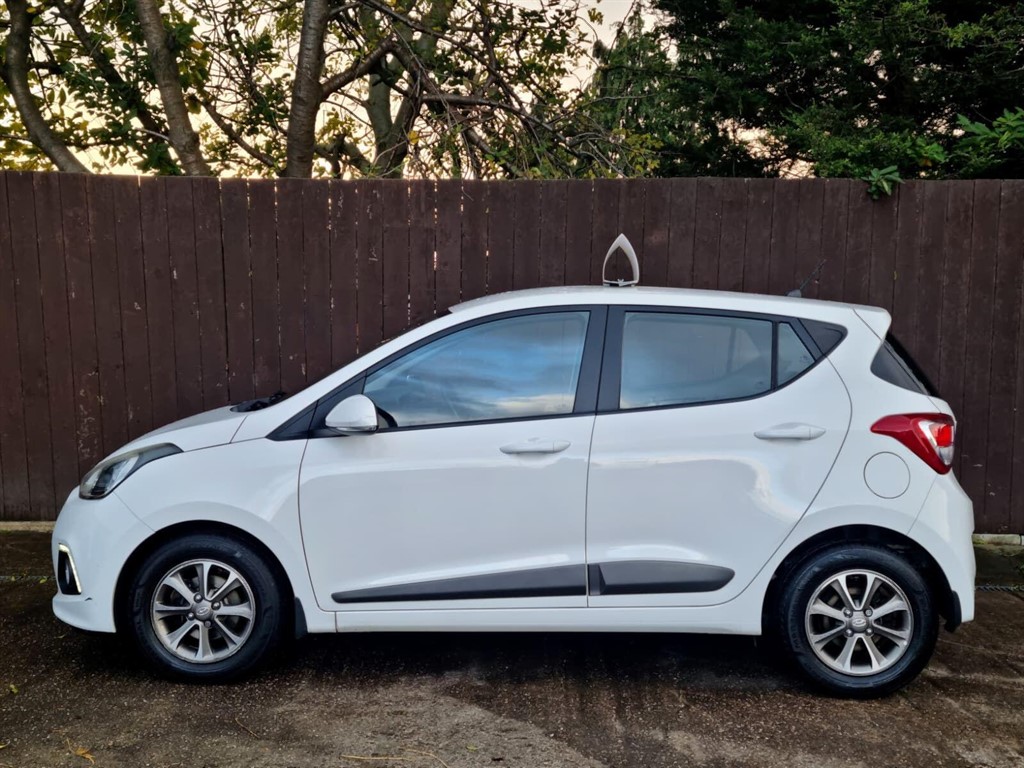 Used Hyundai i10 2015 for sale - 76393806: Photo 5
