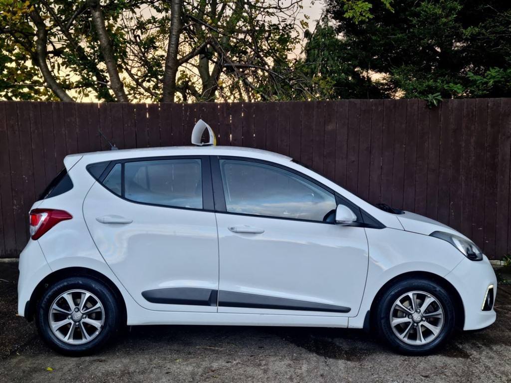 Used Hyundai i10 2015 for sale - 76393806: Photo 7