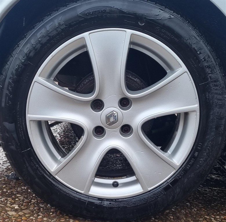 Used Renault Clio 2016 for sale - 76960385: Photo 13