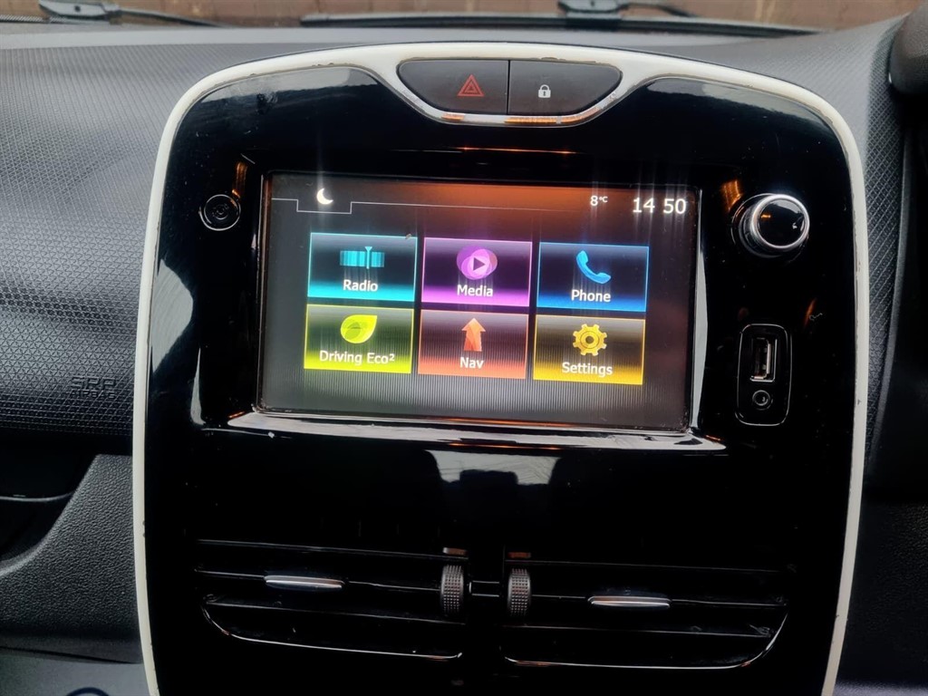 Used Renault Clio 2016 for sale - 76960385: Photo 15