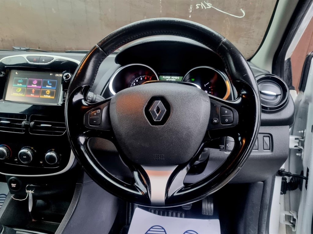 Used Renault Clio 2016 for sale - 76960385: Photo 17