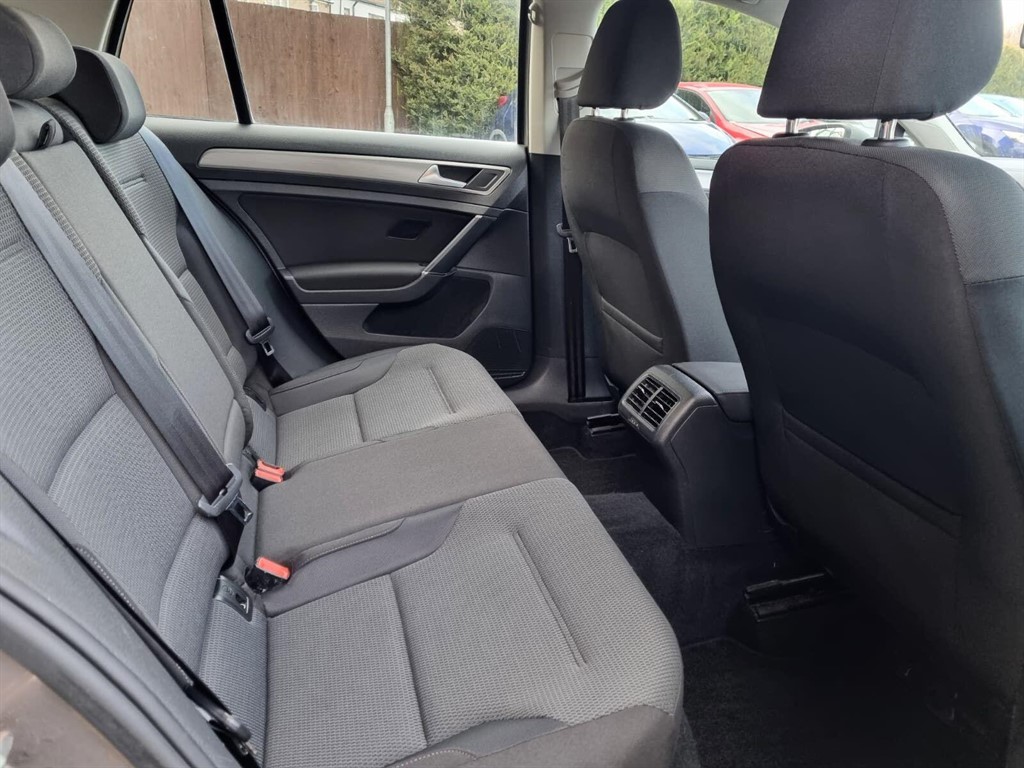 Used Volkswagen Golf 2014 for sale - 77293723: Photo 11