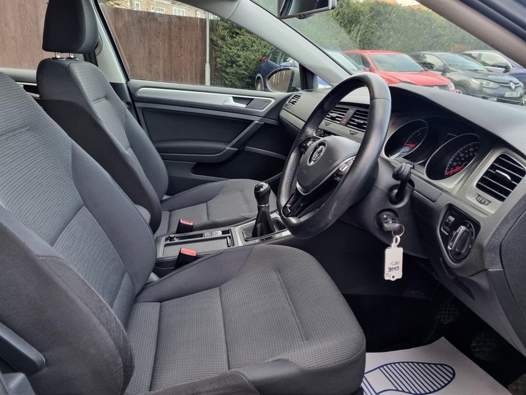 Used Volkswagen Golf 2014 for sale - 77293723: Photo 9