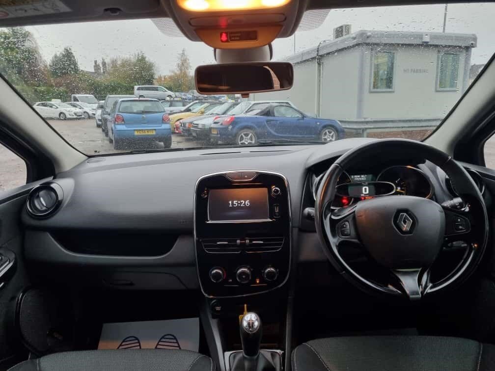 Used Renault Clio 2014 for sale - 76540177: Photo 8