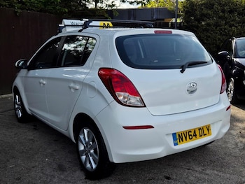 Used Hyundai i20 2014 for sale - 78650640: Photo