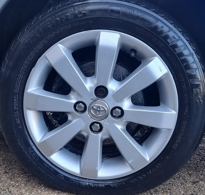 Used Toyota Yaris 2011 for sale - 76908266: Photo 13