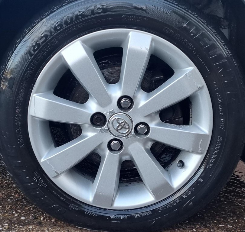 Used Toyota Yaris 2011 for sale - 76908266: Photo 14