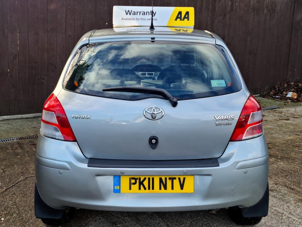 Used Toyota Yaris 2011 for sale - 76908266: Photo 6