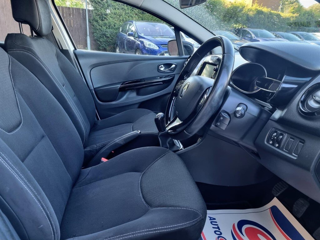 Used Renault Clio 2014 for sale - 75922255: Photo 10