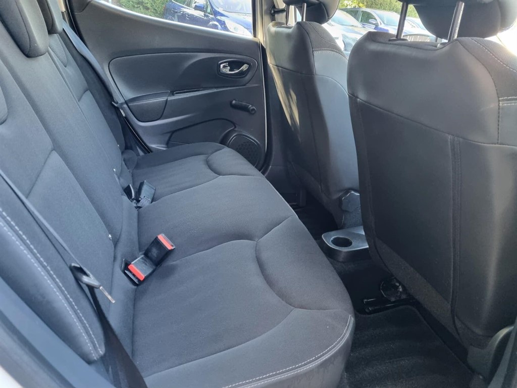 Used Renault Clio 2014 for sale - 75922255: Photo 11