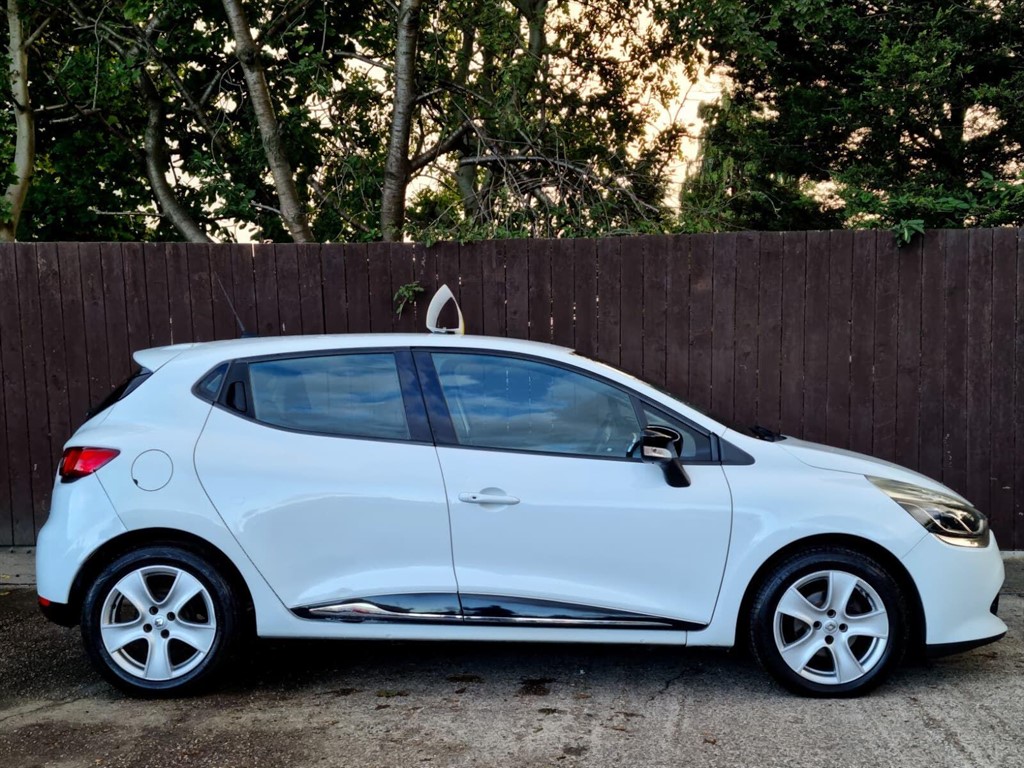 Used Renault Clio 2014 for sale - 75922255: Photo 7