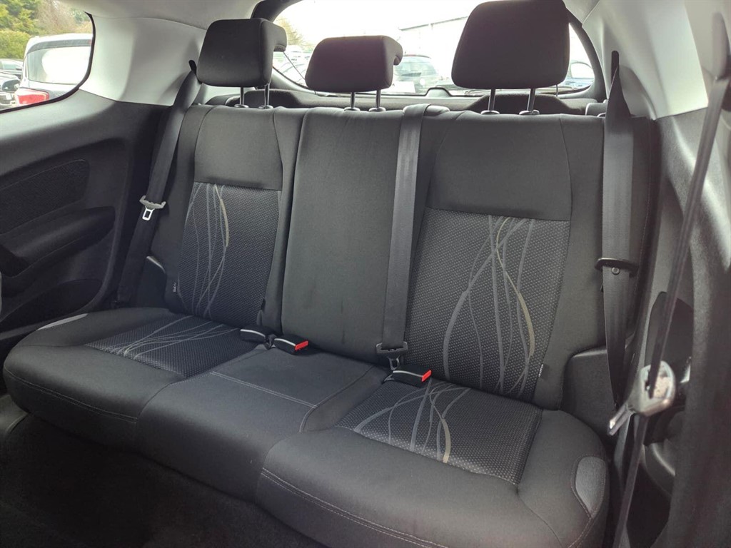 Used Peugeot 208 2015 for sale - 77848365: Photo 12