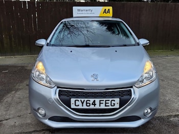 Used Peugeot 208 2015 for sale - 77848365: Photo
