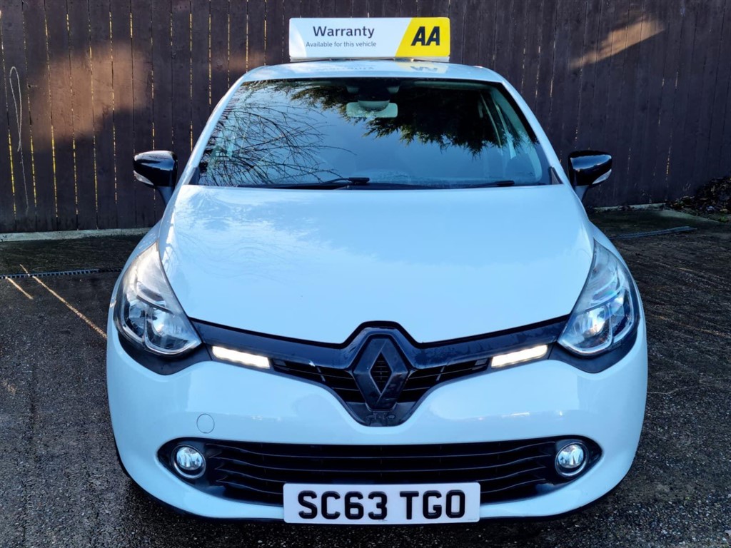 Used Renault Clio 2014 for sale - 76788567: Photo 2