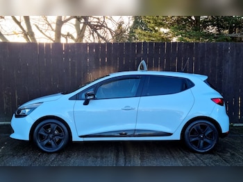 Used Renault Clio 2014 for sale - 76788567: Photo