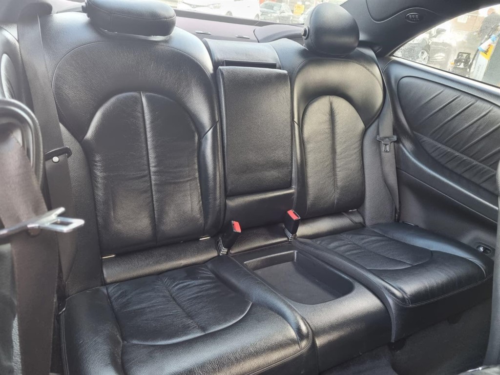 Used Mercedes-Benz CLK 2006 for sale - 76466614: Photo 11