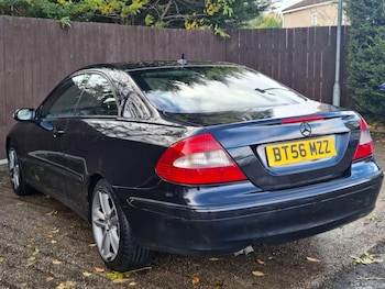 Used Mercedes-Benz CLK 2006 for sale - 76466614: Photo