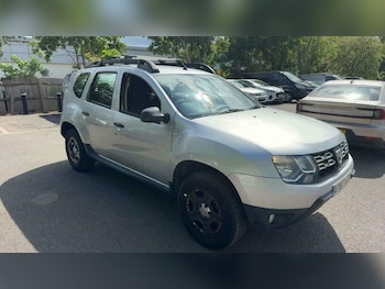 Used Dacia Duster 2017 for sale - 79017912: Photo