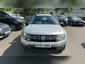 Used Dacia Duster 2017 for sale - 79017912: Photo