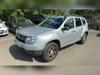 Used Dacia Duster 2017 for sale - 79017912: Photo