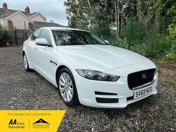 Used Jaguar XE 2015 for sale - 79807235: Photo