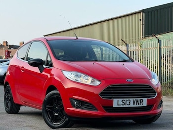 Used Ford Fiesta 2013 for sale - 79017916: Photo