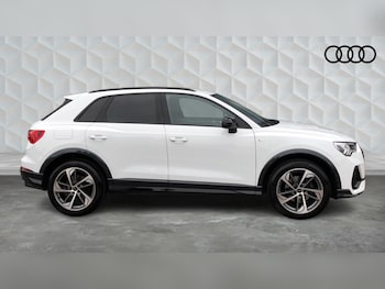 Used Audi Q3 2023 for sale - 78770460: Photo