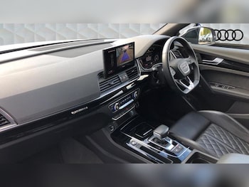 Used Audi Q5 2022 for sale - 76131543: Photo