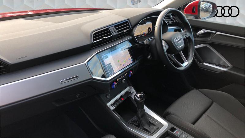Used Audi Q3 2019 for sale - 76519705: Photo 2