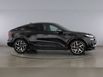 Used Audi Q6 e-tron 2026 for sale - 79575733: Photo