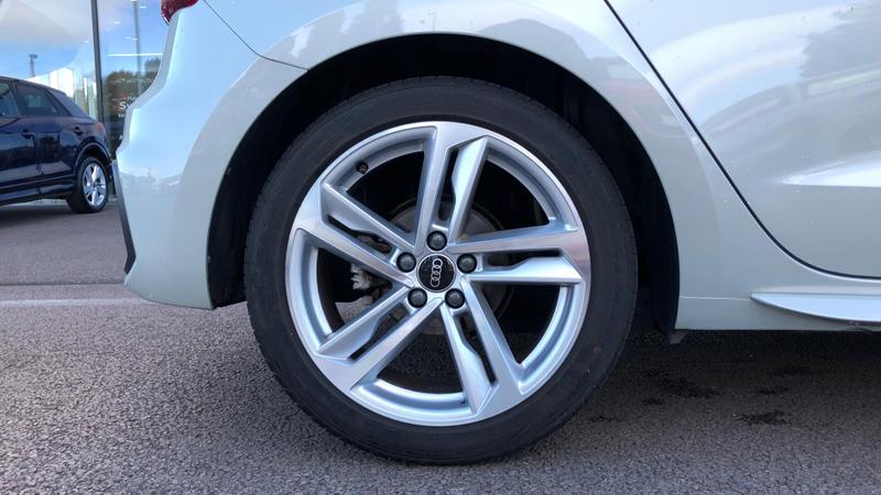 Used Audi A1 2023 for sale - 76131473: Photo 5
