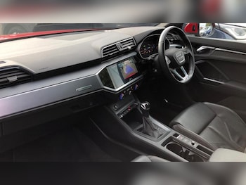 Used Audi Q3 2020 for sale - 75997501: Photo