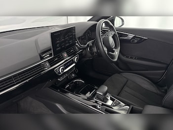 Used Audi A4 2022 for sale - 77602667: Photo