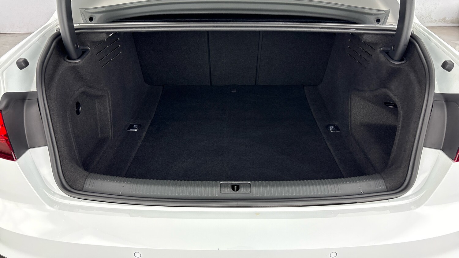 Used Audi A4 2022 for sale - 77602667: Photo 32